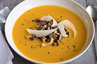 Gordon Ramsay's pumpkin soup with wild mushrooms Gordon Ramsay's pumpkin soup with wild mushrooms
