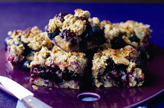 Blackberry and apple oaty flapjacks