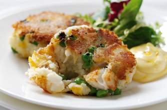 Smoked haddock fishcakes and garlic mayo