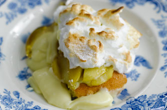 Apple meringue