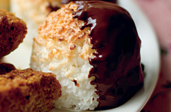 The Hairy Bikers' Yorkshire macaroons