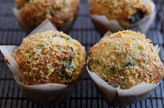 Spinach and parmigiano-reggiano muffins