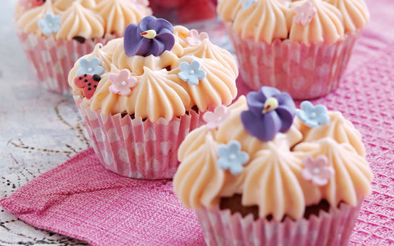 cupcakes, fruit cupcakes,
