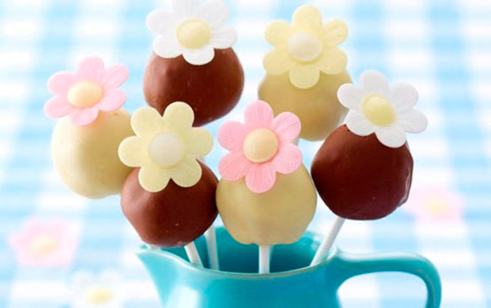 Petal cake pops Petal cake pops