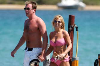 Geri Halliwell in a bikini Geri Halliwell in a bikini