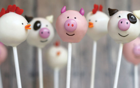Pink pigs cake pops