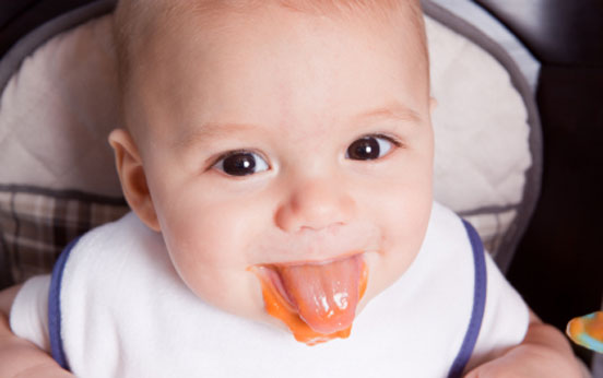 Weaning baby, 7 months old Weaning baby, 7 months old