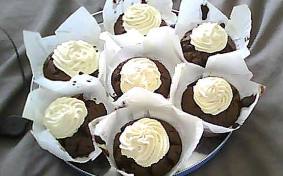 Veronica's beetroot and chocolate muffins