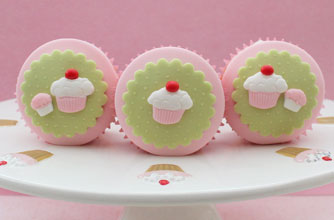 pink cupcakes