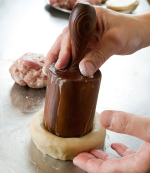 How to make a pork pie How to make a pork pie