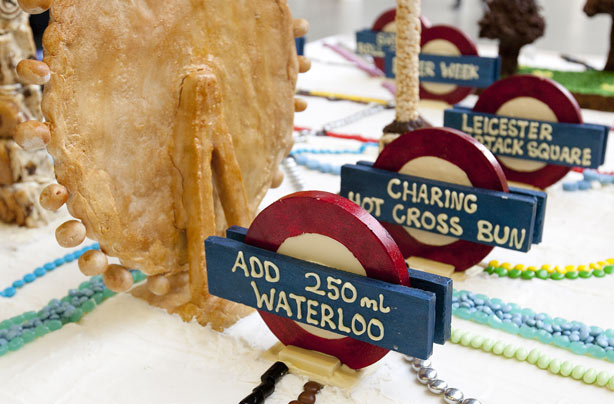Tube map cake stops Tube map cake stops