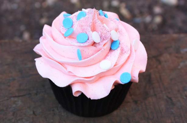 Holly Bell cupcakes Holly Bell cupcakes