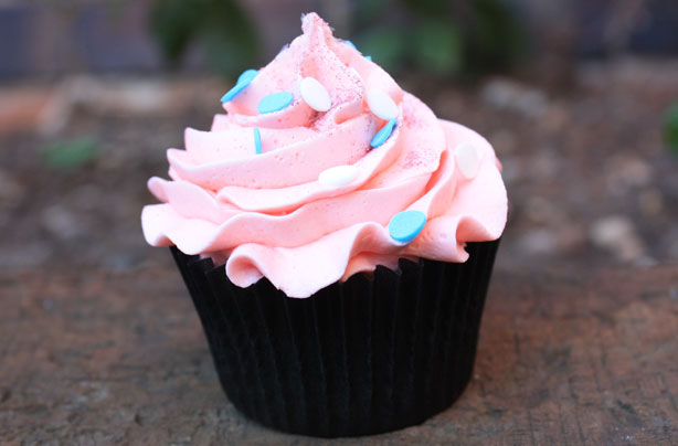 Holly Bell cupcakes Holly Bell cupcakes