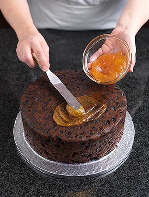 Woman's Weekly's Cake Of The Century Woman's Weekly's Cake Of The Century