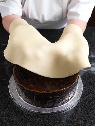 Woman's Weekly's Cake Of The Century Woman's Weekly's Cake Of The Century