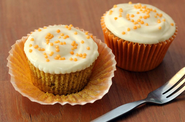 Pumpkin cupcakes with maple icing Pumpkin cupcakes with maple icing