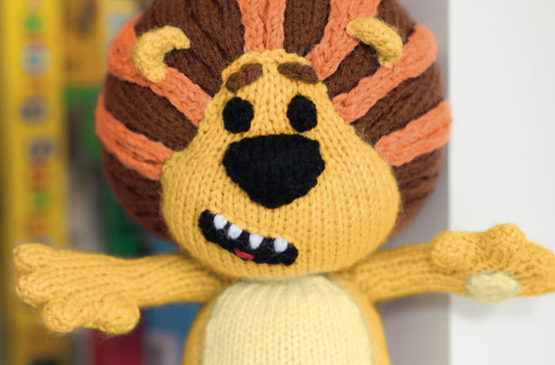 Raa Raa The Noisy Lion knitting pattern