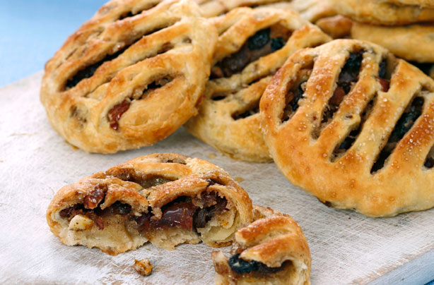 25 lower-fat cake recipes 25 lower-fat cake recipes