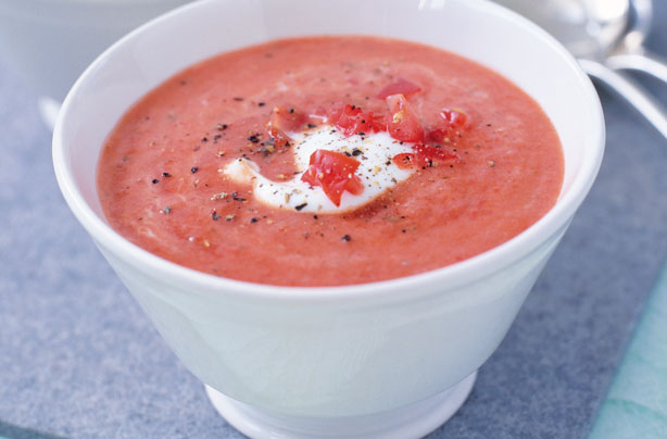 Slimming World low-fat tomato soup 