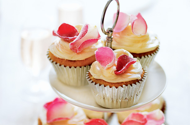 Rose and white chocolate cupcakes