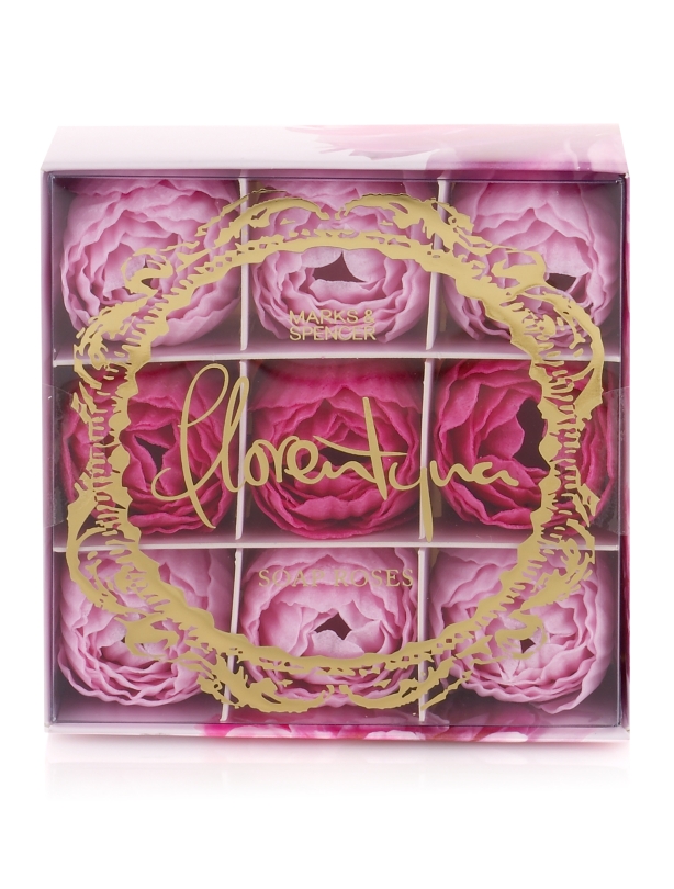 Valentine's beauty Valentine's beauty