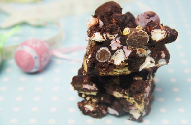 Easter cakes and bakes Easter cakes and bakes