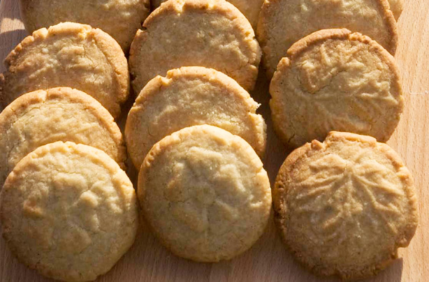 The Hairy Bikers' cardamom and lemon stamped cookies