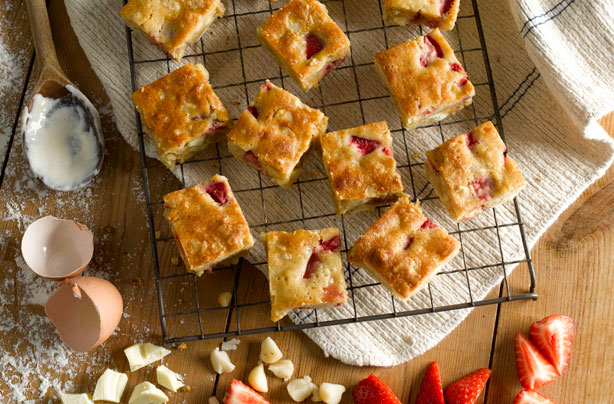 Strawberry and macadamia blondies Strawberry and macadamia blondies
