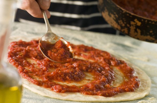 Classic pizza tomato sauce
