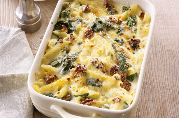 Cheese, spinach and walnut pasta bake Cheese, spinach and walnut pasta bake