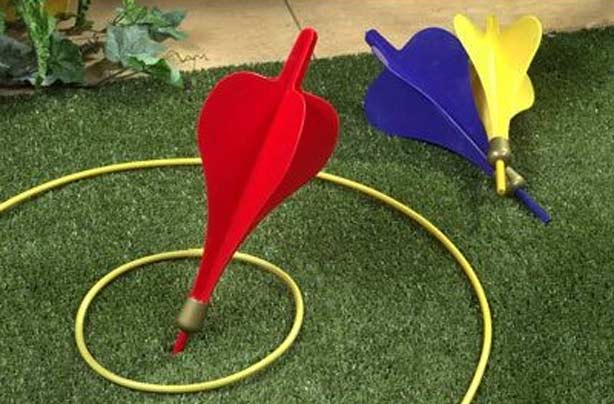 50 outdoor toys for summer: Kingfisher premium garden darts 50 outdoor toys for summer: Kingfisher premium garden darts