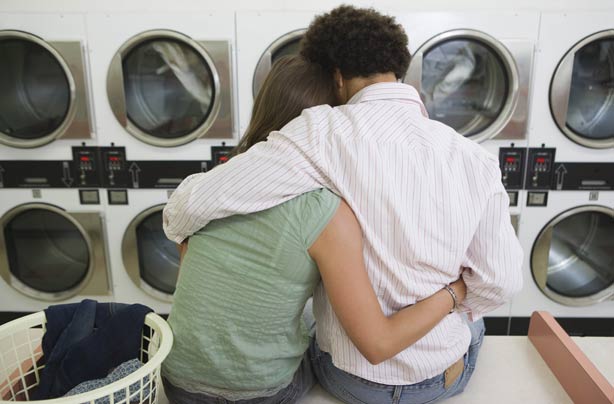 Sex whilst sat on a washing machine Sex whilst sat on a washing machine