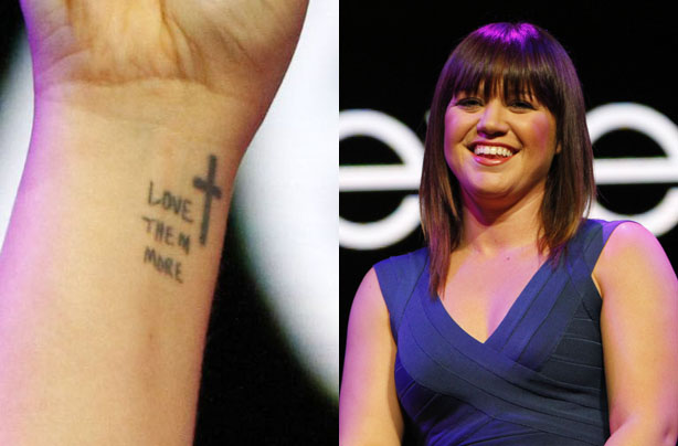 celebrity tattoos kelly clarkson goodtoknow celebrity tattoos kelly clarkson goodtoknow