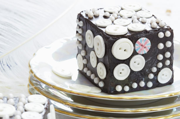 Pearly queen chocolate cakes Pearly queen chocolate cakes