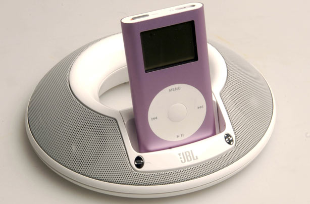 Household gadgets: iPod speakers Household gadgets: iPod speakers