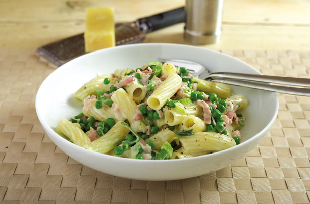 Leek, pea and smoked ham pasta Leek, pea and smoked ham pasta
