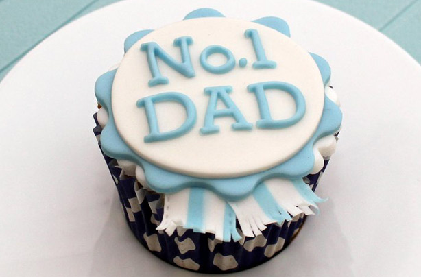 Father's Day Rosette Cupcake