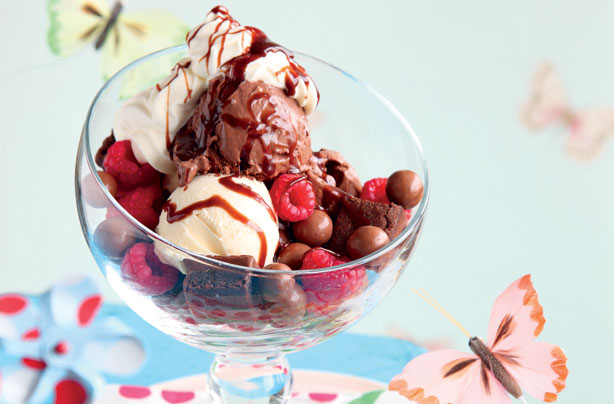 ice cream sundae