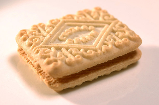 supermarket products: custard cream
