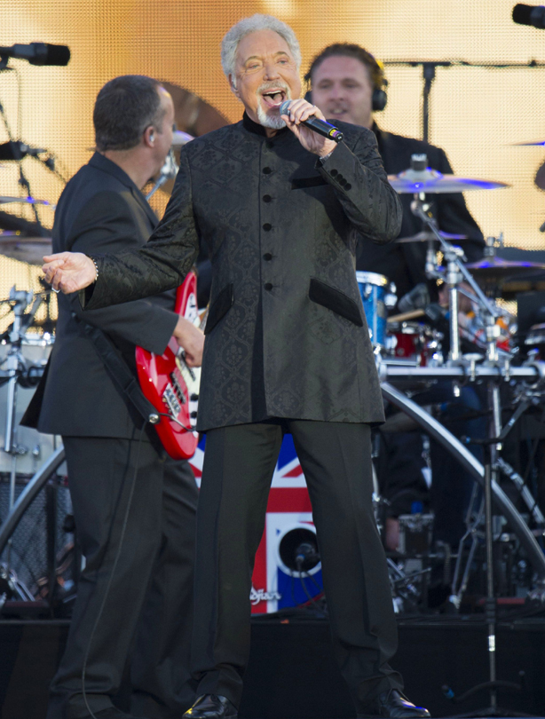 Tom Jones Tom Jones