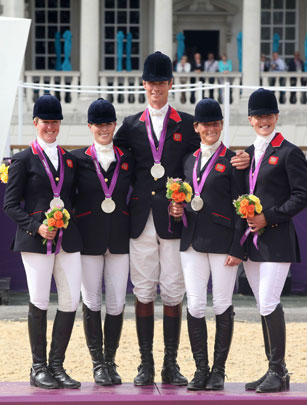 Zara Phillips and team take home the silver Zara Phillips and team take home the silver