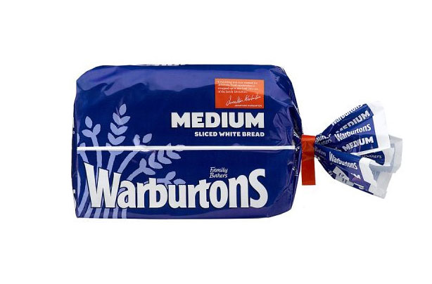 Warbutons medium white sliced bread