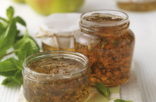 Apple mint jelly