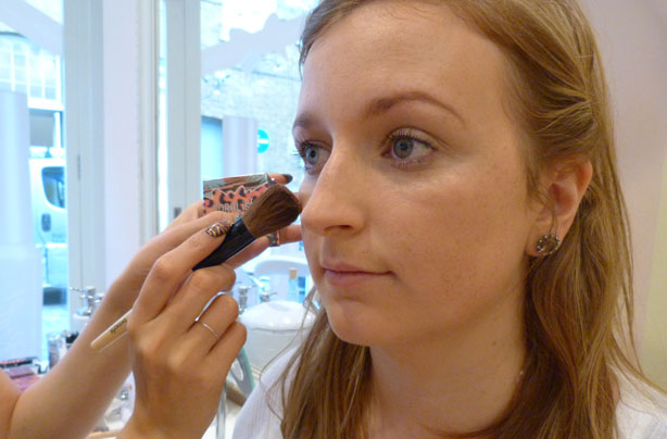Benefit how to natural day look blush Benefit how to natural day look blush