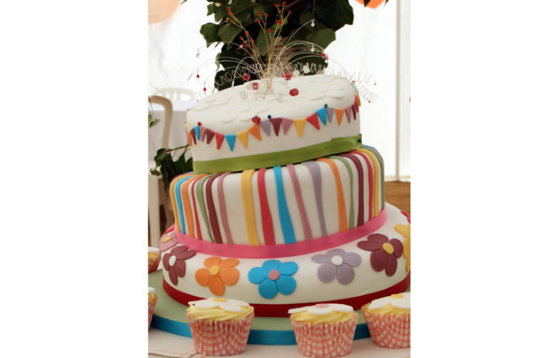 Russell Hobbs summer baking competition Russell Hobbs summer baking competition