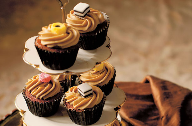 Fiona Cairns Liquorice toffee cupcakes