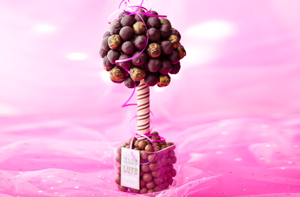 Nothing shows you care quite like a hand-baked gift. This truffle tree will be a delight to anyone young or old. It takes a bit of effort, but it is really worth it.