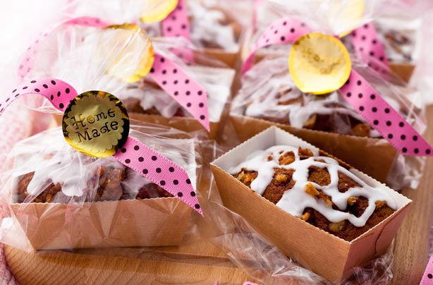 Mini banana and walnut loaves Mini banana and walnut loaves