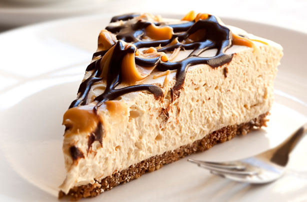 Toffee chocolate cheesecake