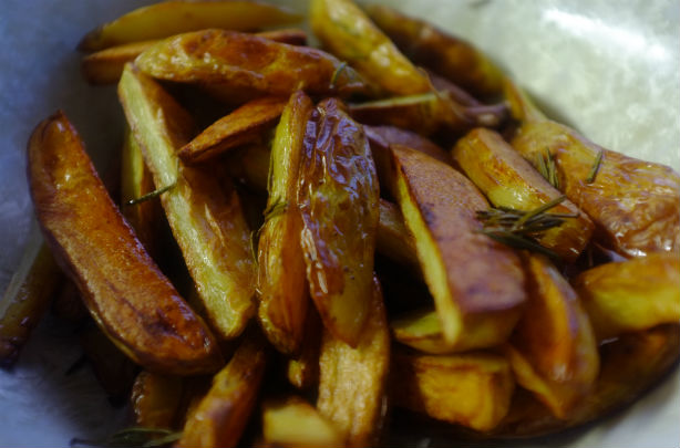 Goose fat and rosemary garlic chips Goose fat and rosemary garlic chips